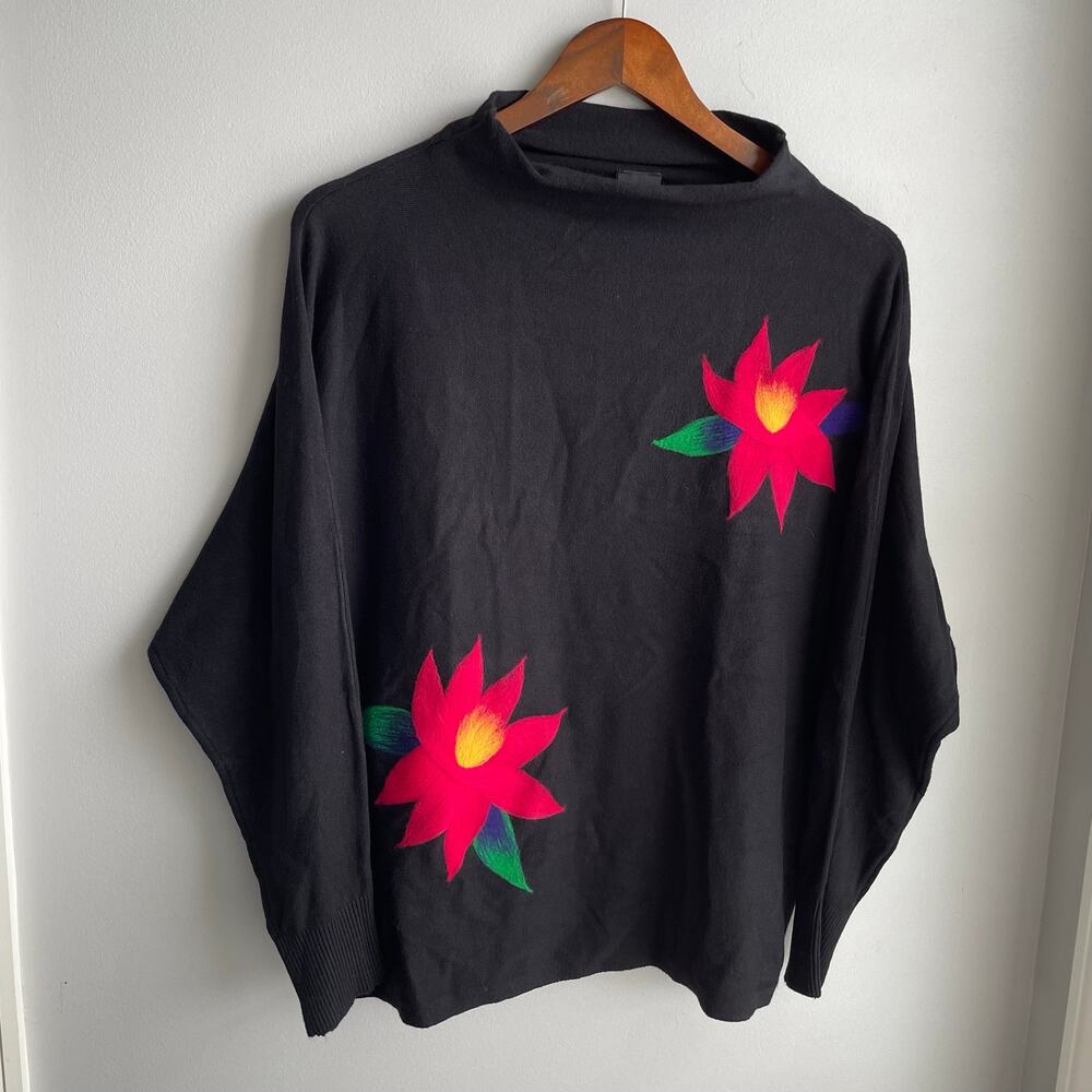 Aaeda Black Mock Neck Sweater Poinsettia Felt Flowers Holiday Artistic sz XL